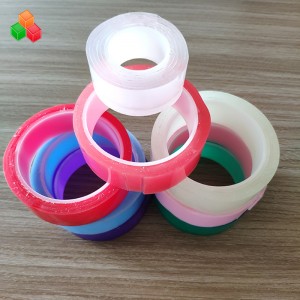 Tamaño del diseño de China color excelente calidad lavable reutilizable doble lado fuerte autoadhesivo gel agarre magia nano cinta de succión
